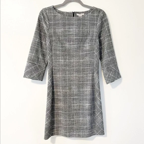 modern look dress English Rose Modern Modest Gown 14 / Black & White